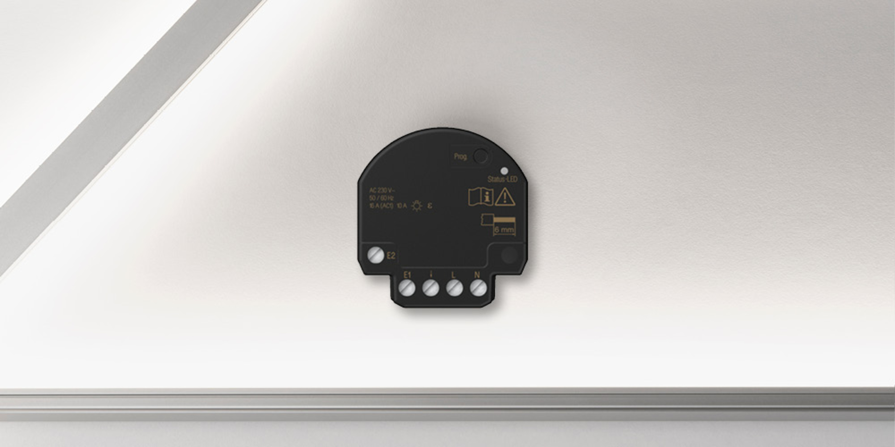 JUNG HOME Jalousieaktor Mini bei Ghani Elektro- und Hausservice Kassel in Kassel